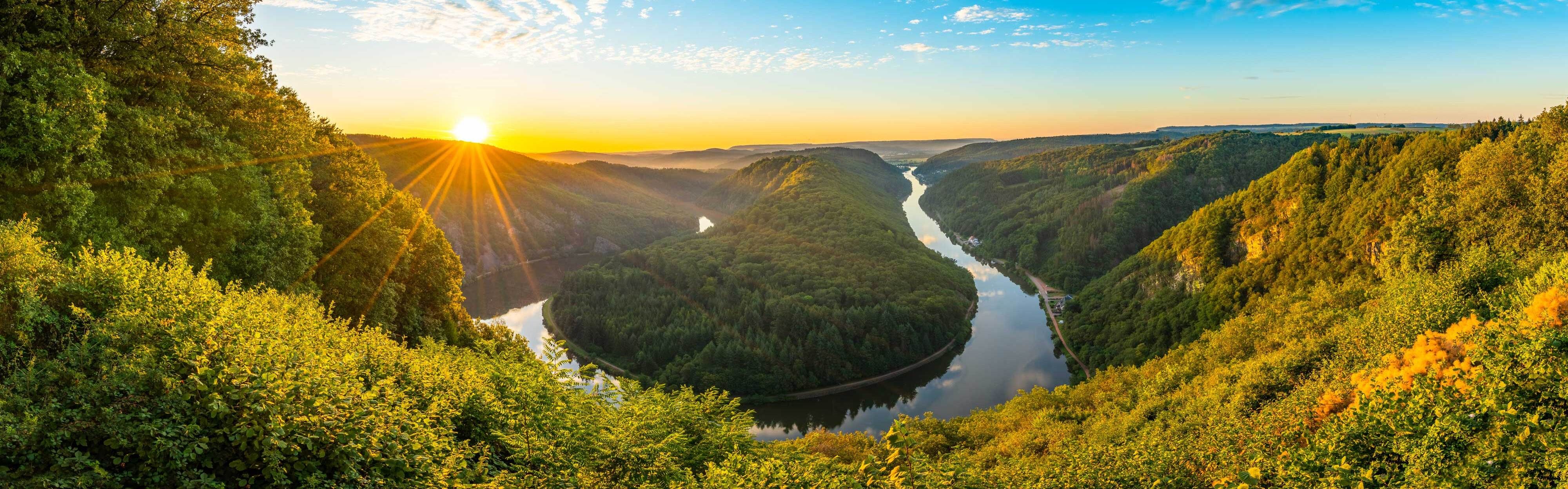 Saarschleife im Sommer