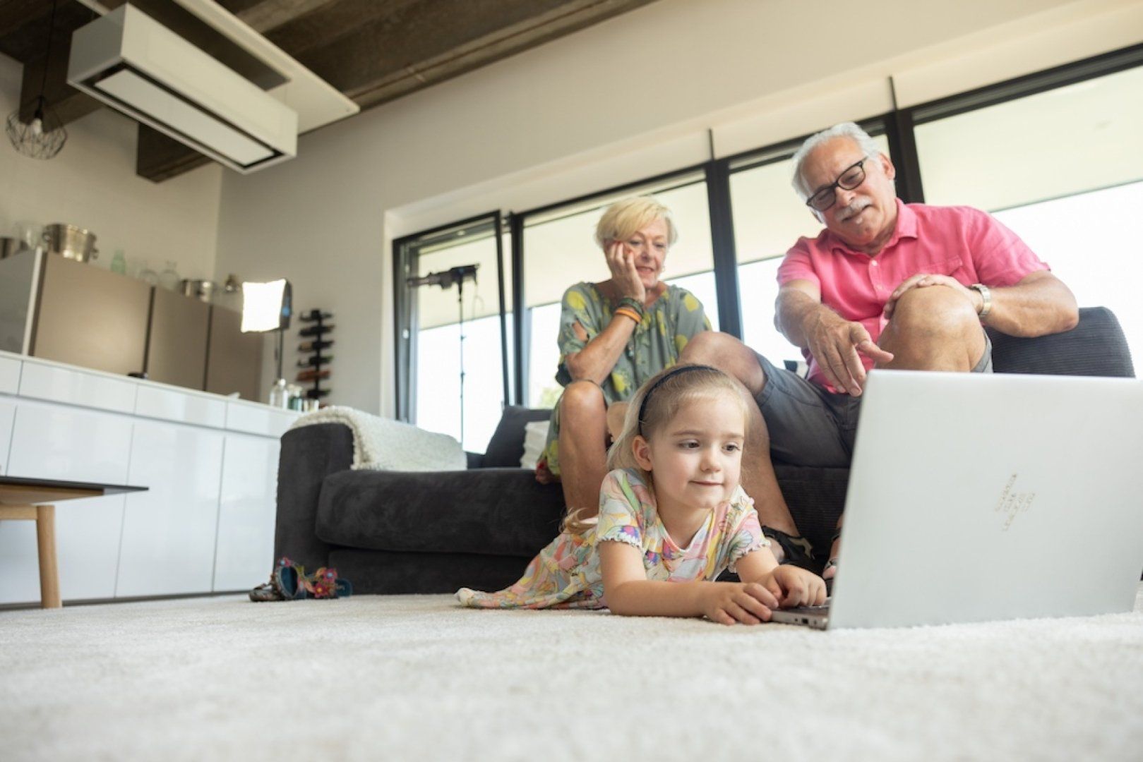 Internet Shooting Zuhause Großeltern Kind Unsere Energie kann